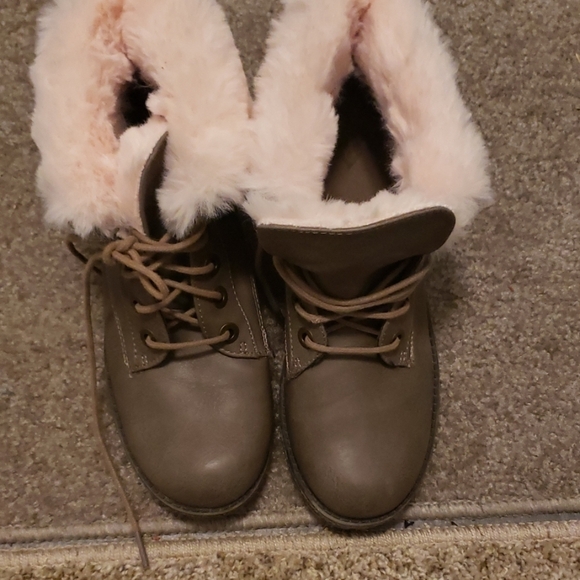 Justice booties - Picture 1 of 6
